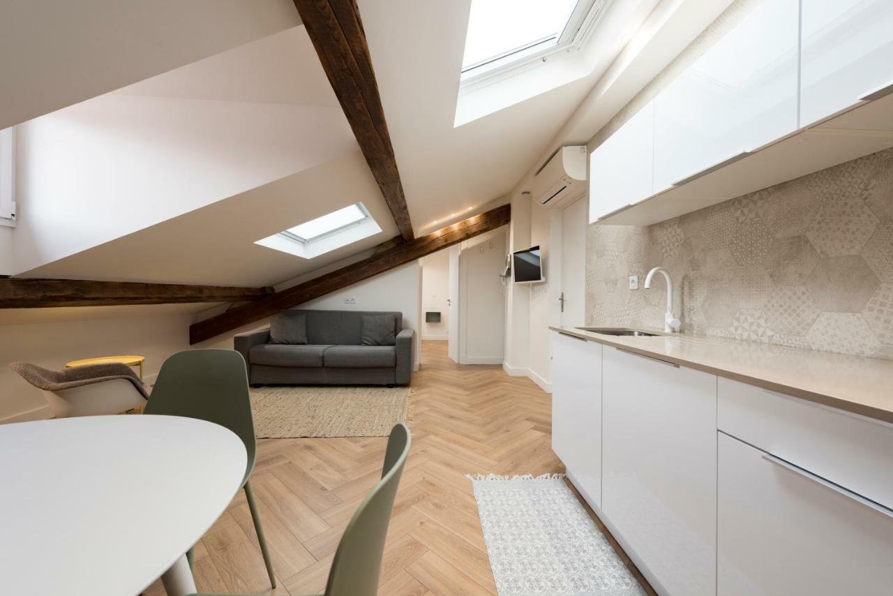 F2 Tres Cosy Lägenhet Saint-Raphaël Exteriör bild